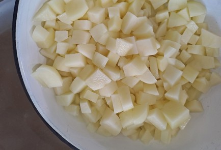 Фото шага рецепта Зеленый борщ на бульоне из индейки 189305 шаг 4  