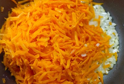 Фото шага рецепта Зеленый борщ со щавелем 186748 шаг 4  