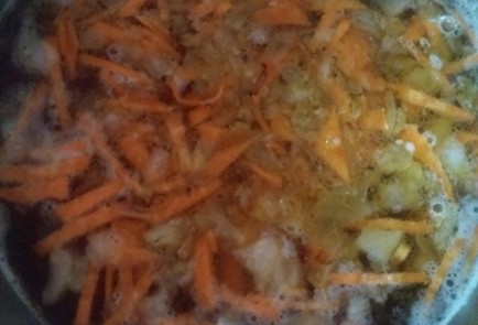 Фото шага рецепта Зеленый борщ со стрелками чеснока 139193 шаг 4  