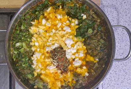 Фото шага рецепта Зеленый борщ со свиными ребрами 186482 шаг 13  