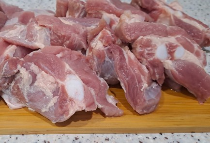 Фото шага рецепта Зеленый борщ со свиными ребрами 186482 шаг 2  