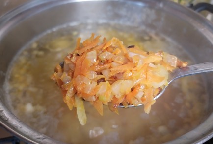 Фото шага рецепта Зеленый борщ 188861 шаг 4  