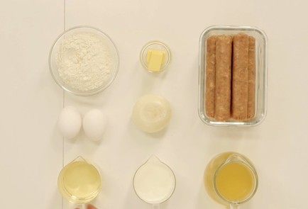 Фото шага рецепта Сосиски в кляре Жаба в норке 125294 шаг 1  