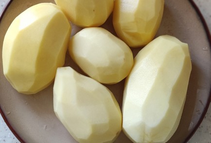 Фото шага рецепта Жареха с лесными грибами 174560 шаг 2  