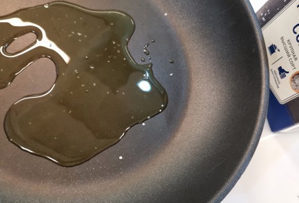 Фото шага рецепта Жареная бамия в чесночном соусе 173423 шаг 1  