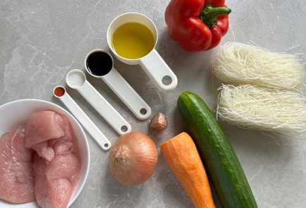 Фото шага рецепта Жареная фунчоза 186529 шаг 1  