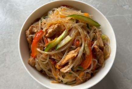 Фото шага рецепта Жареная фунчоза 186529 шаг 15  