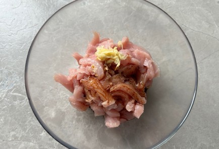 Фото шага рецепта Жареная фунчоза 186529 шаг 4  