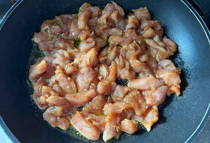 Фото шага рецепта Жареная фунчоза 186529 шаг 9  