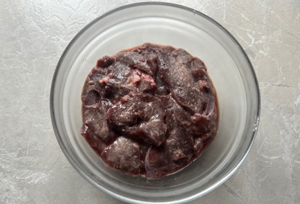 Фото шага рецепта Жареная говяжья печень 190009 шаг 3  