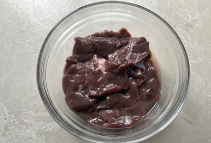 Фото шага рецепта Жареная говяжья печень 190009 шаг 4  