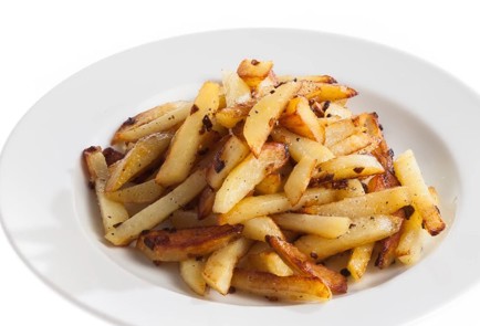 Фото шага рецепта Жареная картошка 126415 шаг 10  