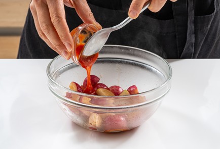 Фото шага рецепта Жареная редиска 176345 шаг 8  