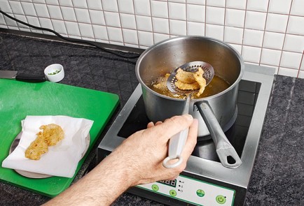 Фото шага рецепта Жаренный в кукурузе сом с макшу 39417 шаг 7  