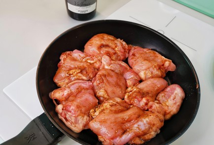 Фото шага рецепта Жареное филе куриного бедра карримасала 151210 шаг 5  