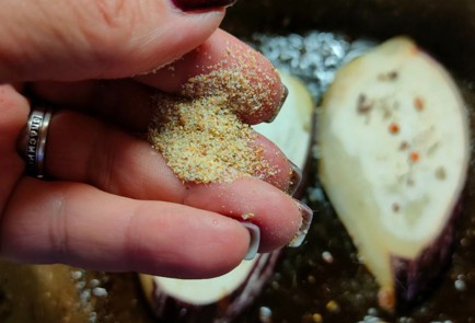 Фото шага рецепта Жареные баклажаны с помидорами 189872 шаг 8  