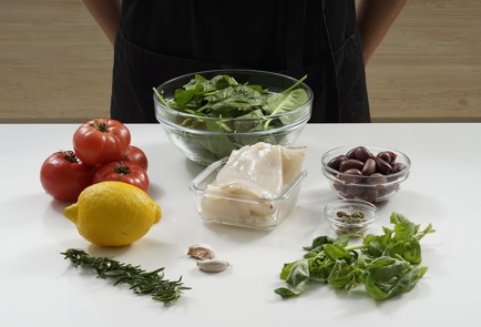 Фото шага рецепта Жаренные с чесноком и маслинами кальмары 153151 шаг 1  