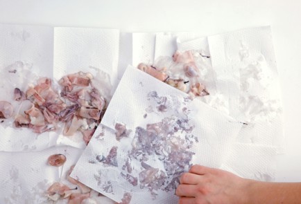 Фото шага рецепта Жареные кальмары с петрушкой и лимоном 57893 шаг 2