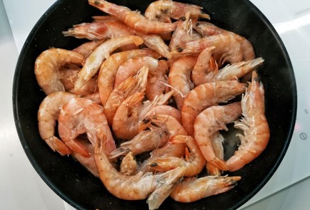 Фото шага рецепта Жареные королевские креветки XXL 140013 шаг 7  
