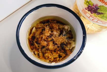 Фото шага рецепта Жареные креветки с чесноком 191040 шаг 5