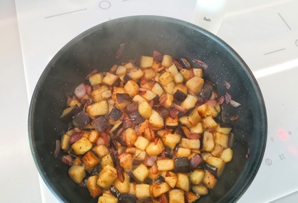 Фото шага рецепта Жареные опята с овощами 140867 шаг 12  