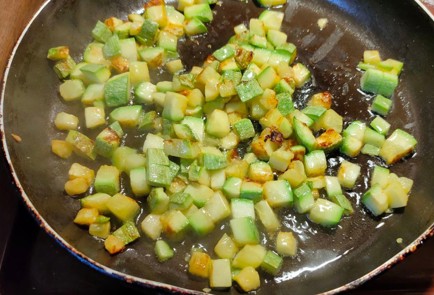 Фото шага рецепта Жареные овощи в пите 175956 шаг 8  