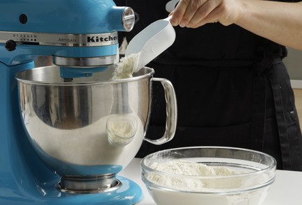 Фото шага рецепта Жареные пирожки с горохом 153125 шаг 5  