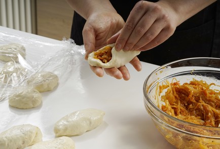 Фото шага рецепта Жареные пирожки с капустой 153128 шаг 12  