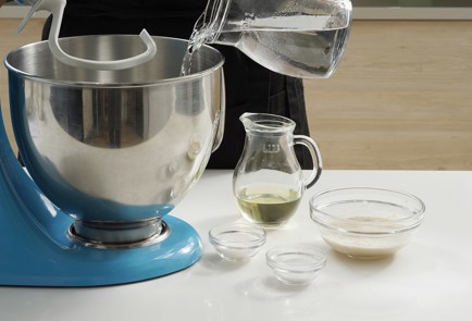 Фото шага рецепта Жареные пирожки с капустой 153128 шаг 3  