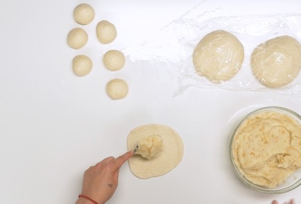 Фото шага рецепта Жареные пирожки с картофелем 139270 шаг 5  