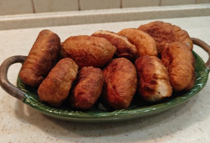 Фото шага рецепта Жареные пирожки с картошкой 191210 шаг 12