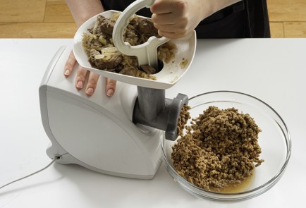 Фото шага рецепта Жареные пирожки с печенью 153127 шаг 10  