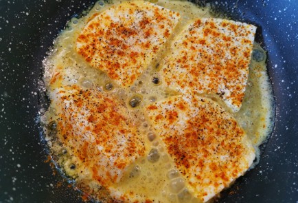 Фото шага рецепта Жареный адыгейский сыр карри 186848 шаг 6  