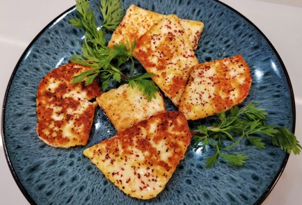 Фото шага рецепта Жареный адыгейский сыр 186400 шаг 10