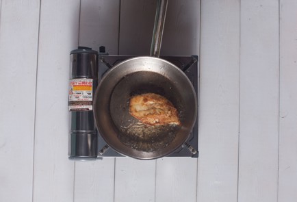 Фото шага рецепта Жареный черный гренадер с капустой пакчой 139356 шаг 2  