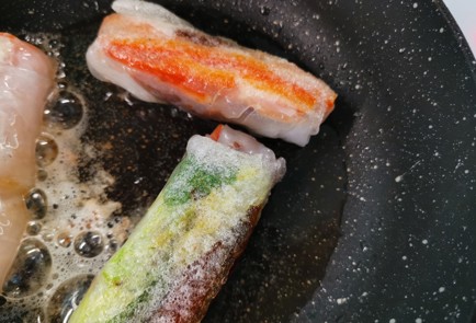 Фото шага рецепта Жареный спрингролл 188418 шаг 9  