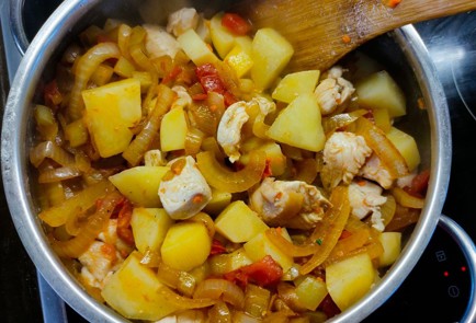 Фото шага рецепта Жаркое из курицы с овощами 174532 шаг 16