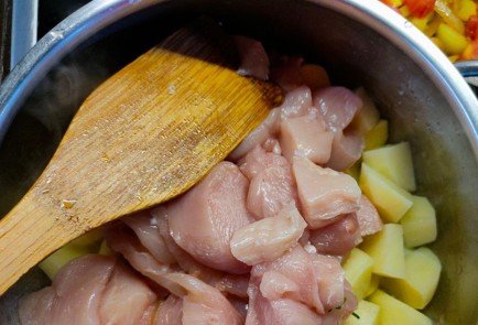 Фото шага рецепта Жаркое из курицы с овощами 174532 шаг 7