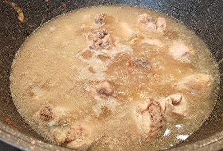 Фото шага рецепта Жаркое из курицы в казане 191134 шаг 5  