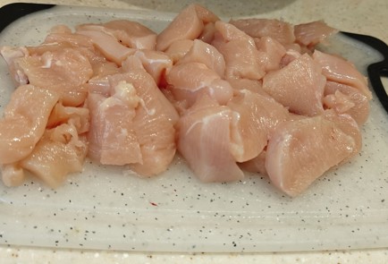 Фото шага рецепта Жаркое из курицы 191049 шаг 1  