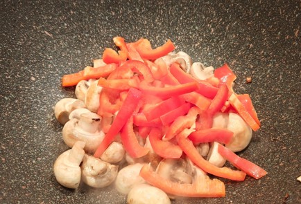 Фото шага рецепта Жаркое из курицы 191049 шаг 13  