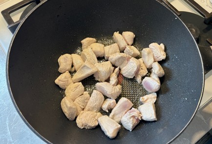 Фото шага рецепта Жаркое с курицей 189810 шаг 5