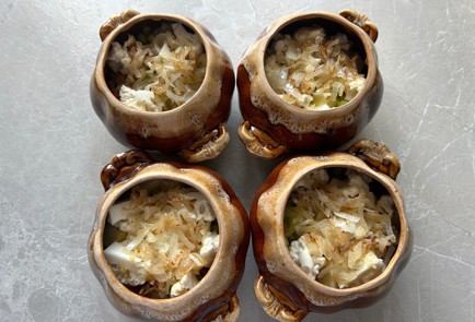 Фото шага рецепта Жаркое в горшочках с кроликом 190012 шаг 6