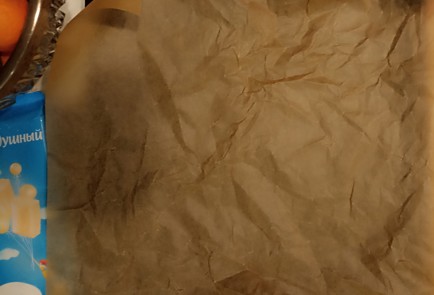 Фото шага рецепта Жаворонки с шоколадом и бананом 191147 шаг 2  