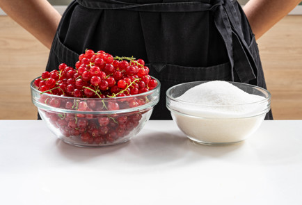 Фото шага рецепта Желе из красной смородины 189517 шаг 1  