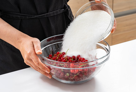 Фото шага рецепта Желе из красной смородины 189517 шаг 2  