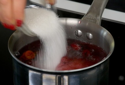 Фото шага рецепта Желе 151424 шаг 1  