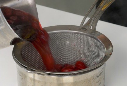 Фото шага рецепта Желе 151424 шаг 2  