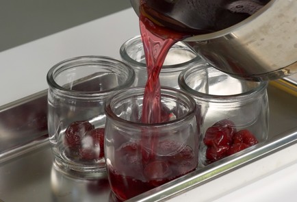 Фото шага рецепта Желе 151424 шаг 6  