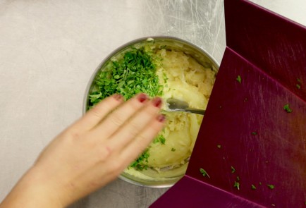 Фото шага рецепта Жижиггалнаш 54017 шаг 3  